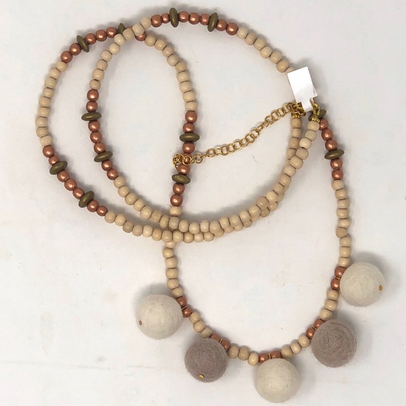 Long Wood Beaded Necklace - Picture 4 of 7